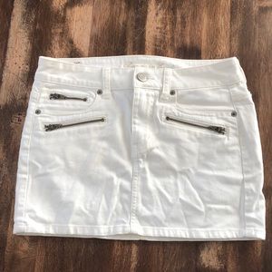 American Eagle White Jean Skirt